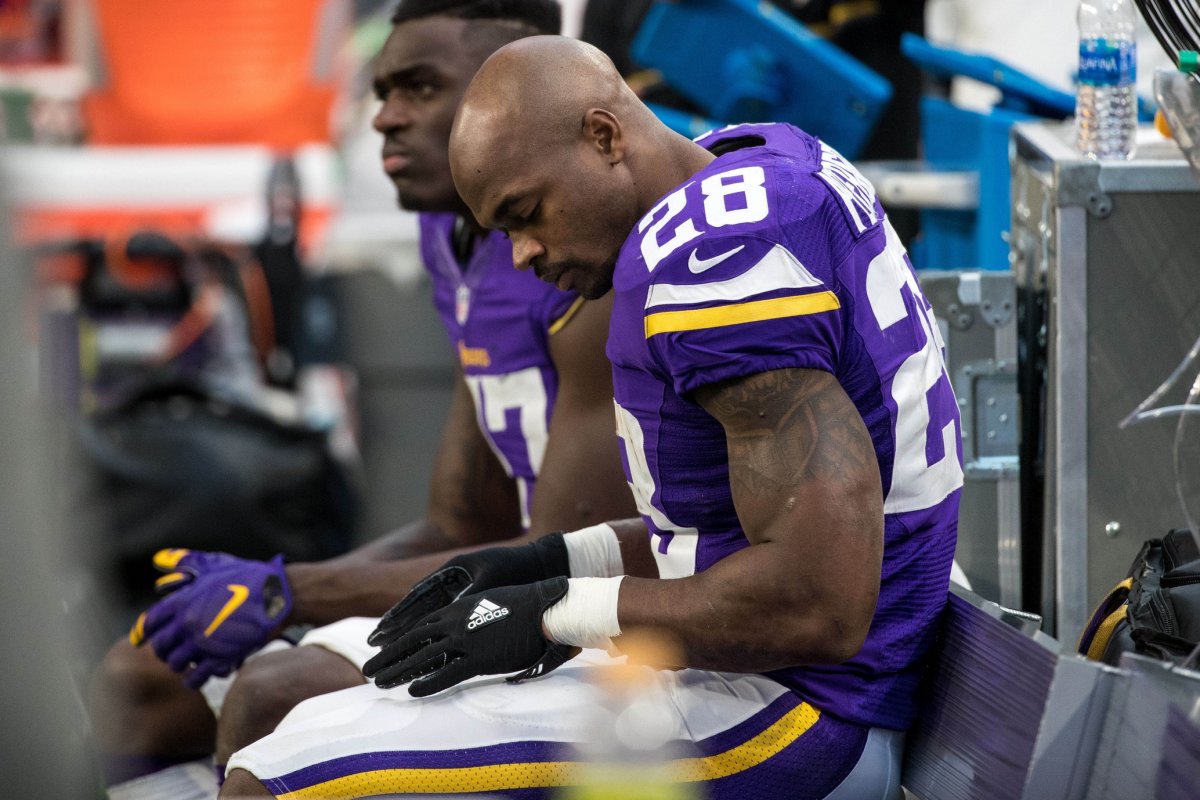 Should the Packers make a run at Adrian Peterson? 