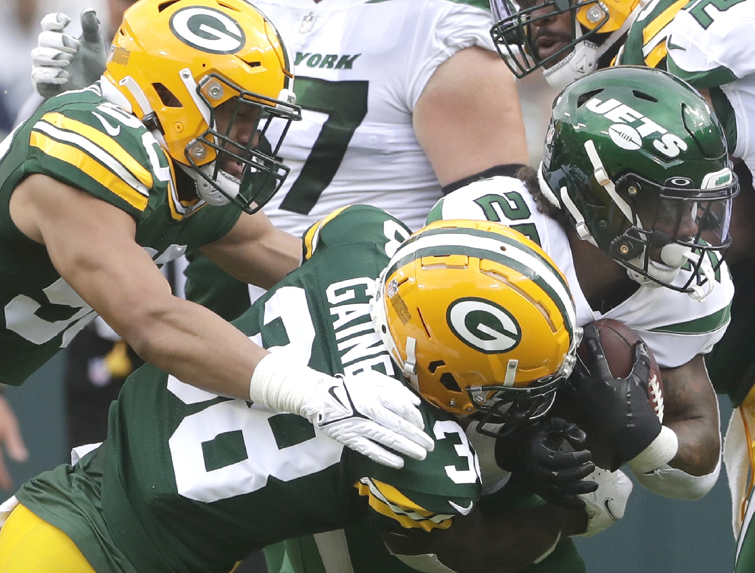 Forget his NFL pedigree -- Packers' Jon Runyan Jr. has overcome