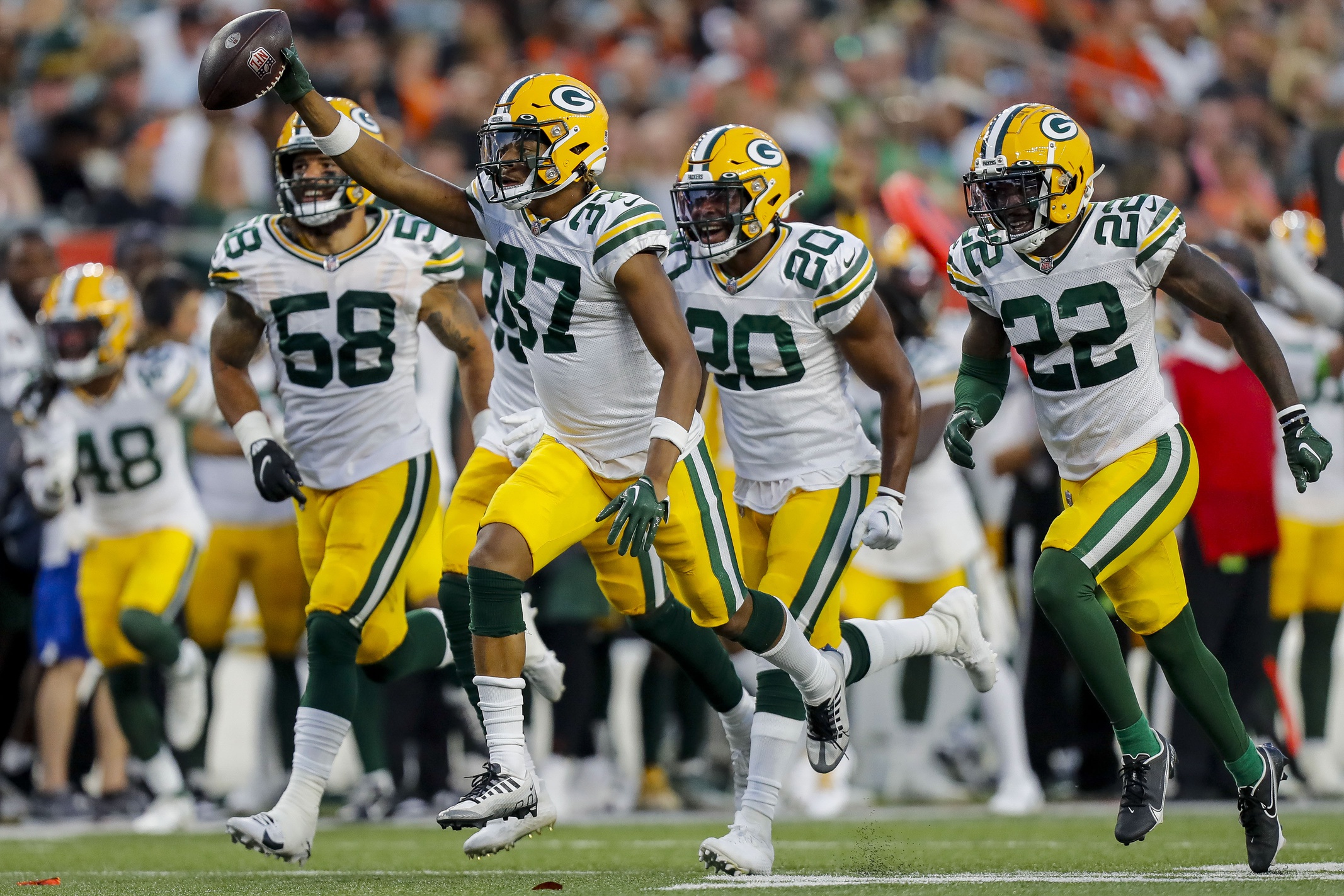 Green Bay Packers RB Aaron Jones on Keeping Father's Memory Alive