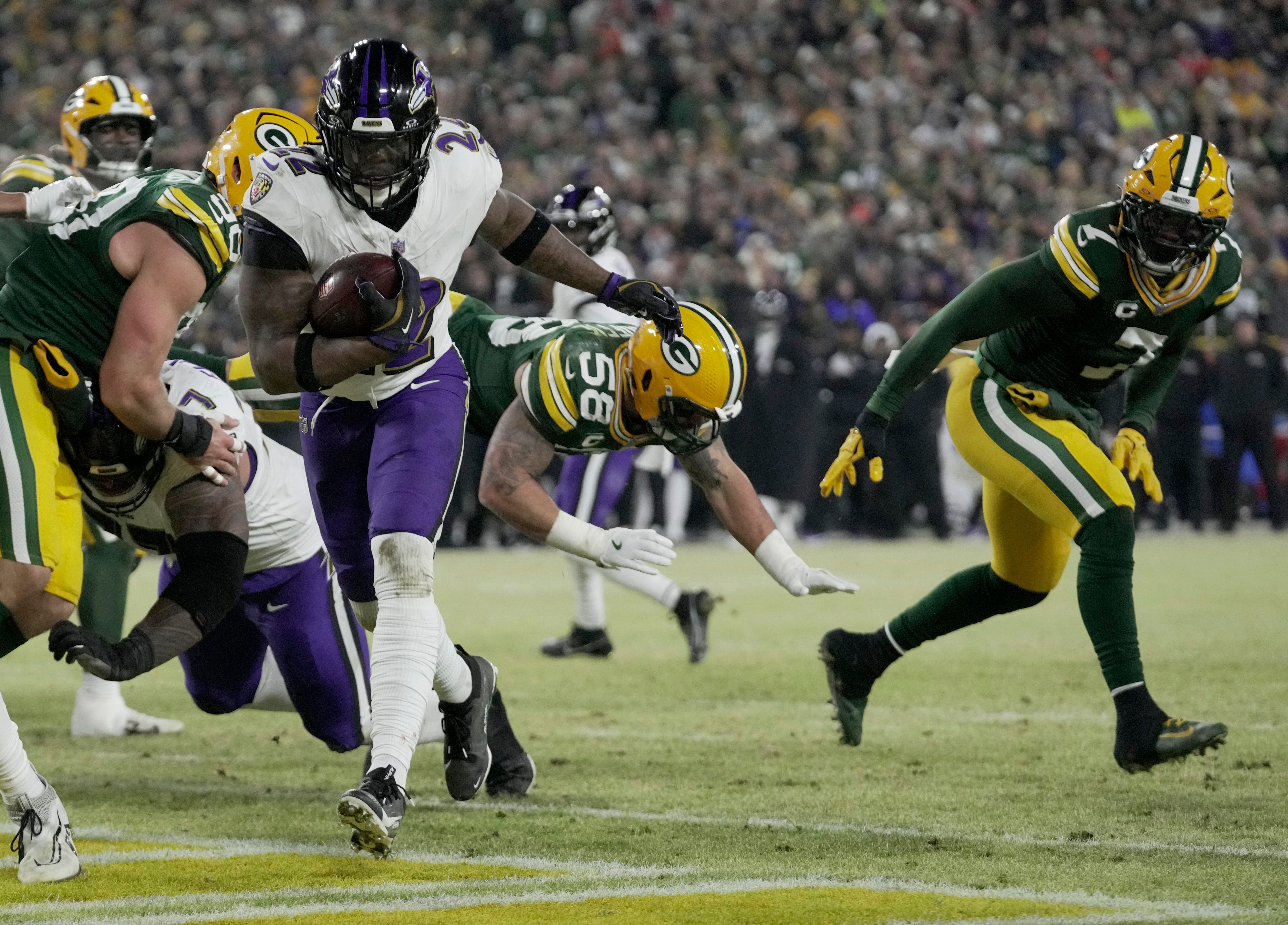 Ravens Run Over Packers, 41-24