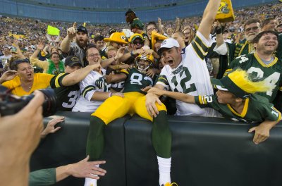 Green Bay Packers Announce 53 Man Roster For 2015