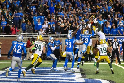 Packers 27 Lions 23: Game Balls & Lame Calls