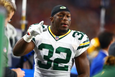 Exclusive Rights Free Agent Chris Banjo To Return To Packers 