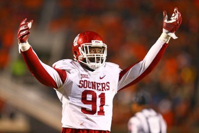 NFL Draft Scouting Report: Charles Tapper, DE, Oklahoma