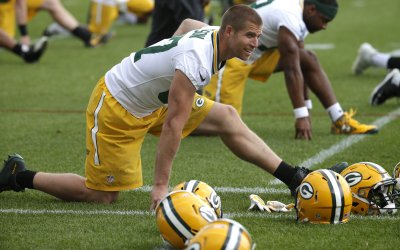 Packers Question of the day - Should Nelson Receive Preseason reps?