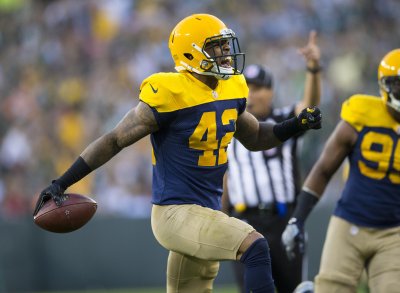 In grim Circumstances, Burnett Provides Glimmer of hope in Packers Secondary