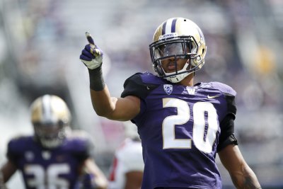 Packers officially sign top draft pick Kevin King