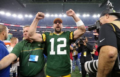 Packers Need to Pony up and Pay Aaron Rodgers
