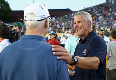 Favre: "Working for Packers Would Be a Dream Job"