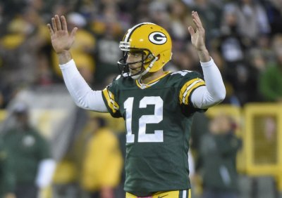 Rodgers Joins Elite Company with Win over Bengals