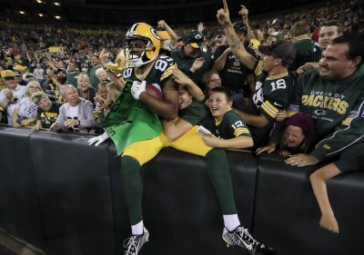 Cory's Corner: Packers should keep eight WRs