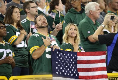 Packers Question of the Day: A Moment of Unity in the Face of Tragedy