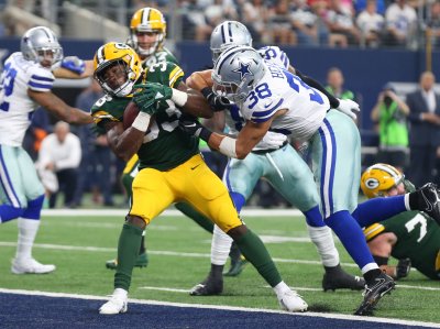Jones Makes Instant Case for Larger Role in Packers Offense