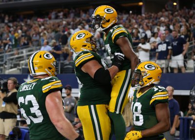 WR Davante Adams Rises in Packers' Thrilling Win in Dallas