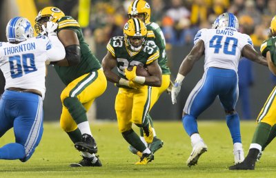 Packers Need to Let Jones Prove He's the Man