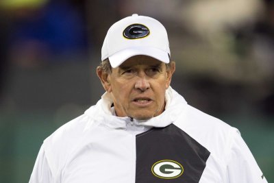 Report: Dom Capers Not Expected to Return to Green Bay in 2018