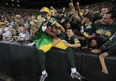 Packers WR Michael Clark Still Exists, and He's Still Turning Heads