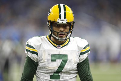Brett Hundley, Packers Crumble in Season Finale