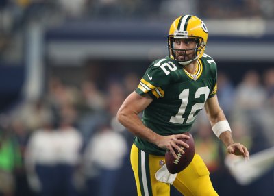Another Monster QB Contract Spells Hefty Cash-In for Aaron Rodgers