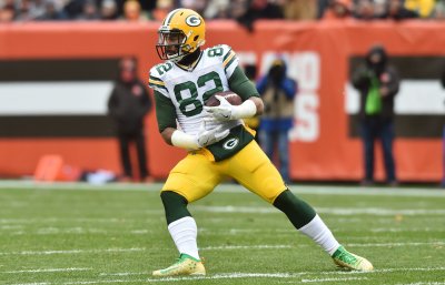 3 Free Agents the Packers Should Keep 