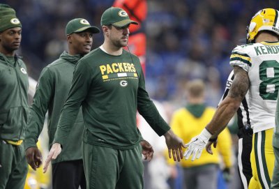 Aaron Rodgers Quickly Shuts Down Speculation Regarding His Discontent With Packers