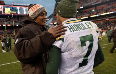 Mike McCarthy High on Kizer Before the Battle for Backup Begins