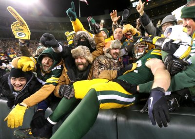 Pawsitively Packers - How Your Love for the Packers Began