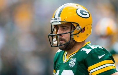 Rodgers back at practice for surprisingly healthy Packers