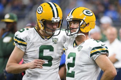 Game Notes: Packers kick themselves out of Detroit with self-inflicted mistakes galore
