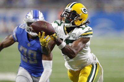 Davante Adams remains a constant amidst Packers' offensive woes