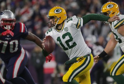 Packers Fall to Patriots 31-17 in Another Road Loss