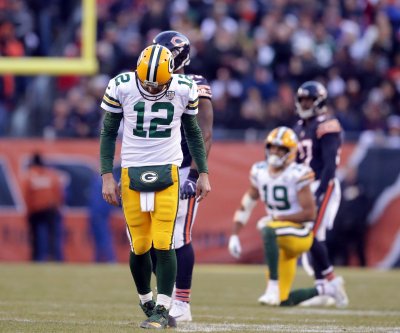 Groin injury and all, Aaron Rodgers expects to finish year as Packers' starting QB