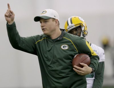 Packers officially name Luke Getsy as QBs coach