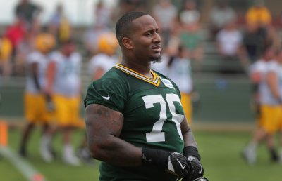 Top Candidates to Replace Mike Daniels
