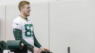 Packers Sign 3rd Round Pick Jace Sternberger 