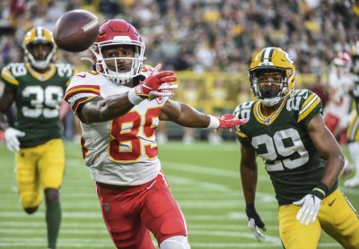 Packers close out preseason with 27-20 win over visiting Chiefs