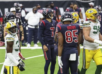 Game-Changing Play of the Week: Missed Field Goal Crushes Texans' Momentum