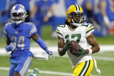 Packers 31   Lions 24:    Game Balls and Lame Calls