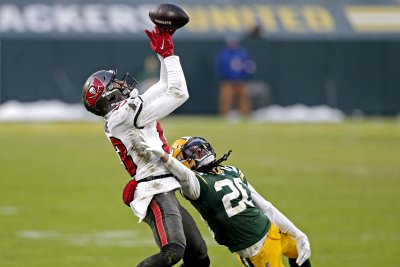 Bucs 31  Packers 26:  Game Balls and Lame Calls