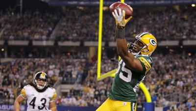 Tim Harris and Greg Jennings to be inducted into Packers Hall of Fame