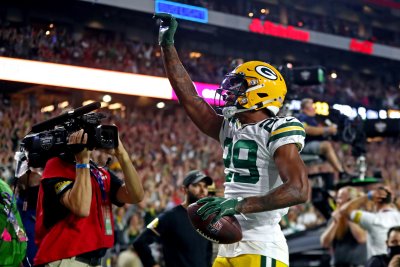 Game-Changing Play of the Week: Rasul Douglas Seals a Packer Victory
