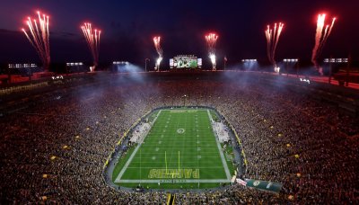 Hello Wisconsin: 5 Reasons for Packer Fans to Be Thankful This Year