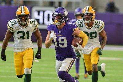Vikings 34  Packers 31:  Game Balls and Lame Calls