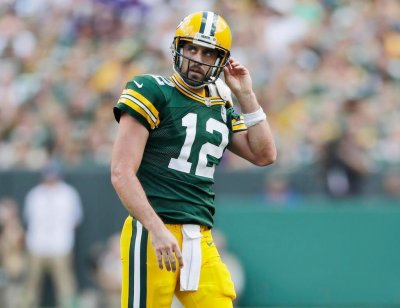 Aaron Rodgers’ Decision Not to Attend Voluntary OTAs Hurts the Packers
