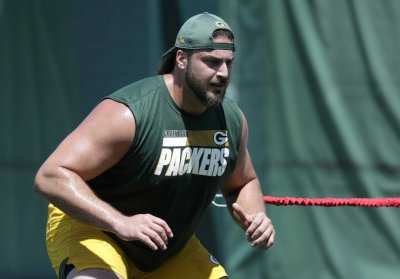 Packers Offensive Line Has More Questions Than Answers