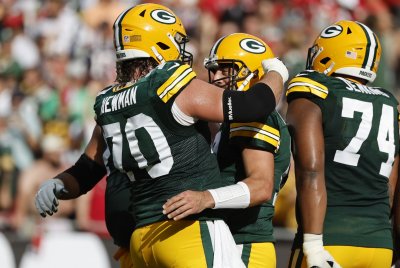 5 Things to Watch in Packers vs Giants: Are Offensive Line Changes Afoot?