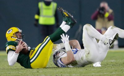 Gut Reactions: Packers revert to form against Lions