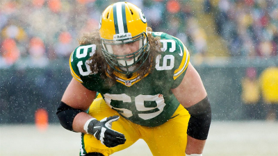 Packers restructure contract for David Bakhtiari 