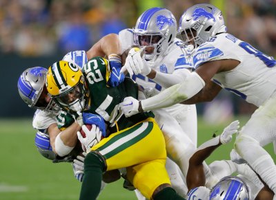Lions 34  Packers 20:  Game Balls & Lame Calls