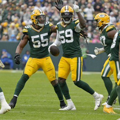 Packers Have a Decision to Make on ILB De’Vondre Campbell